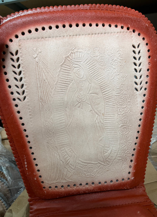 Cushioned Chedron Car Seat / Respaldo