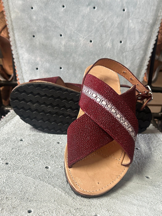 Burgundy Stingray /  Mantarraya Completa Cruzado Huarache