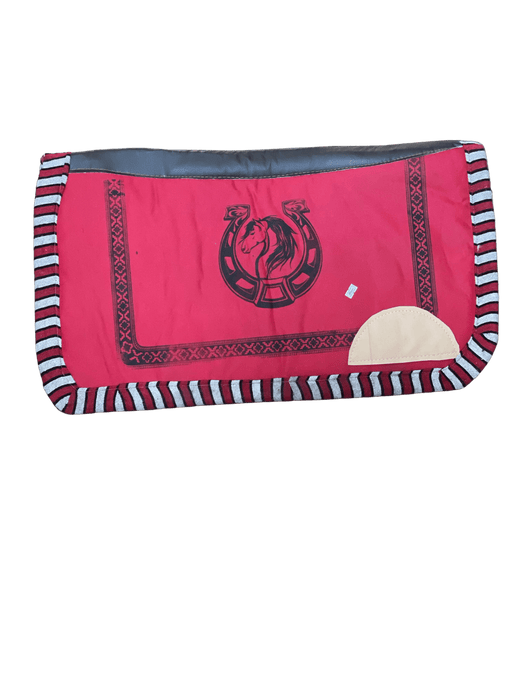 Red with Black Horse and Upside-down Horseshoe Horse Saddle Pad / Suadero