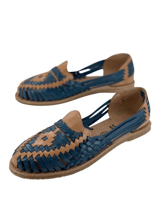 Blue and tan huaraches discount