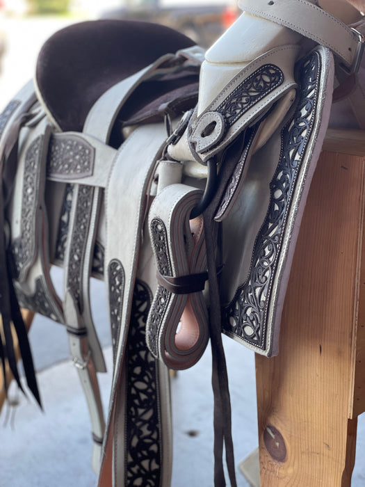 Hueso with Brown Floral Design Cantina 15.5 Horse Saddle